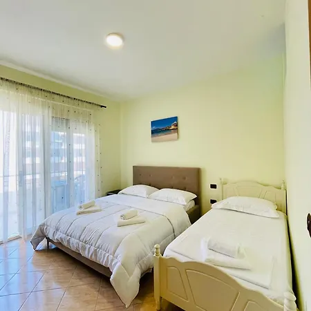 Comfort Lungomare Lägenhet Vlorë