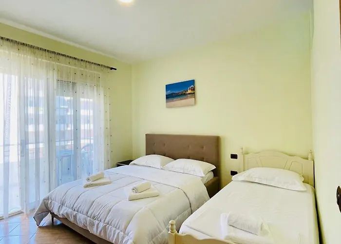 Comfort Lungomare アパート Vlorë